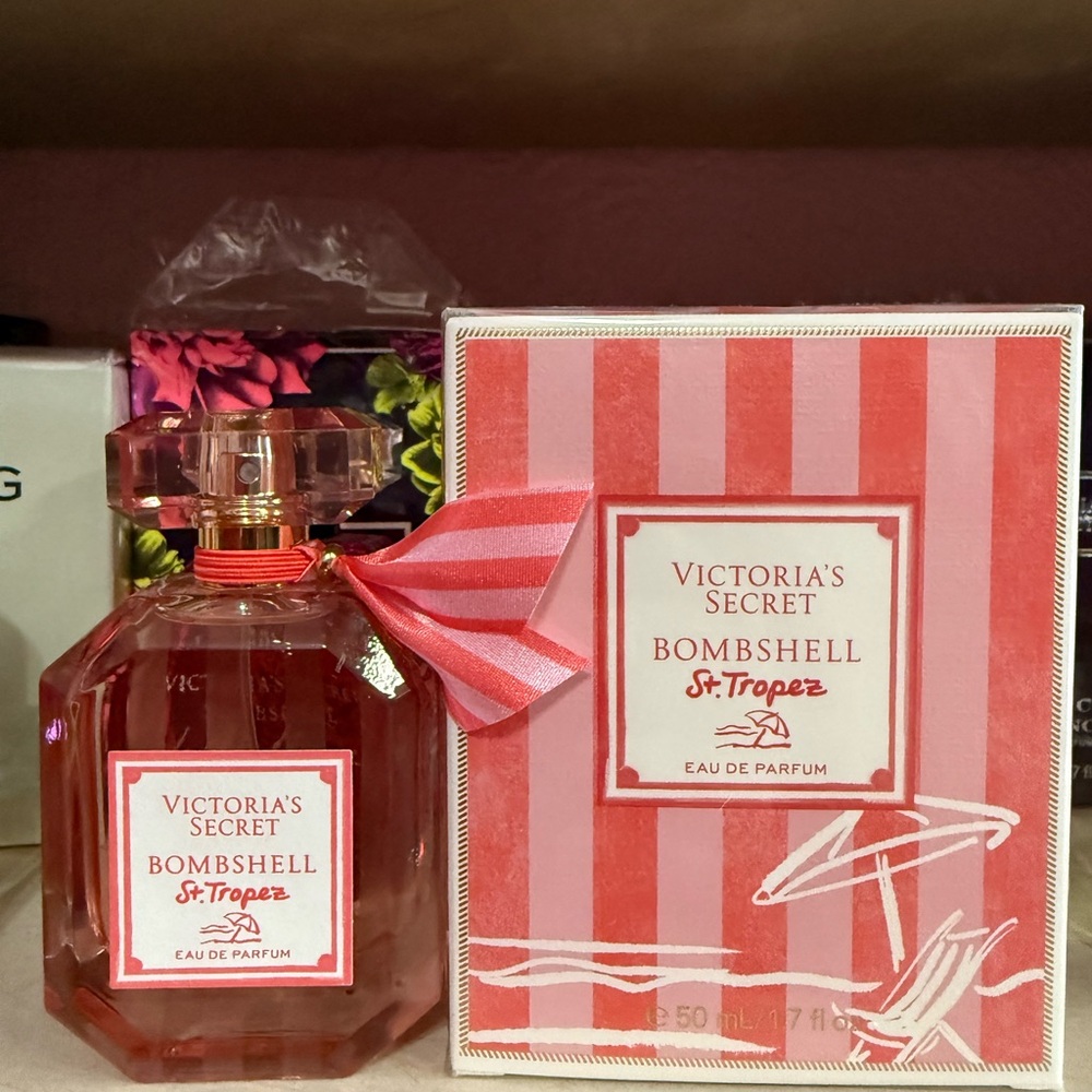 Victoria's Secret Bombshell St. Tropez Eau de Parfum - Pink